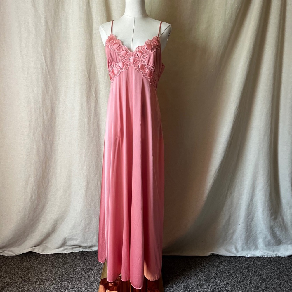 Vintage Pink Nylon Maxi Nightgown Floral Appliqué Lace Lingerie Slip Dress M